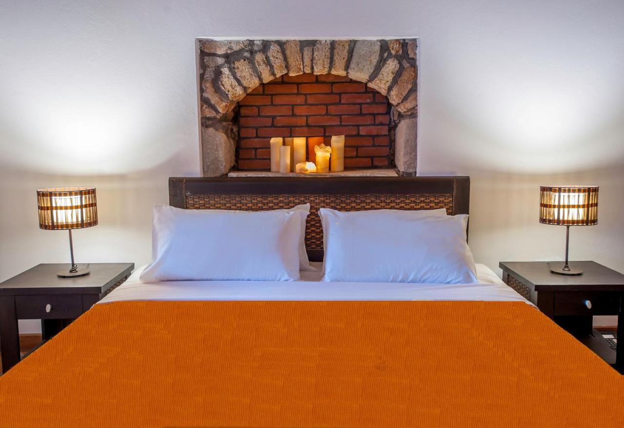 The Varos Residences Hotel Екстер'єр фото